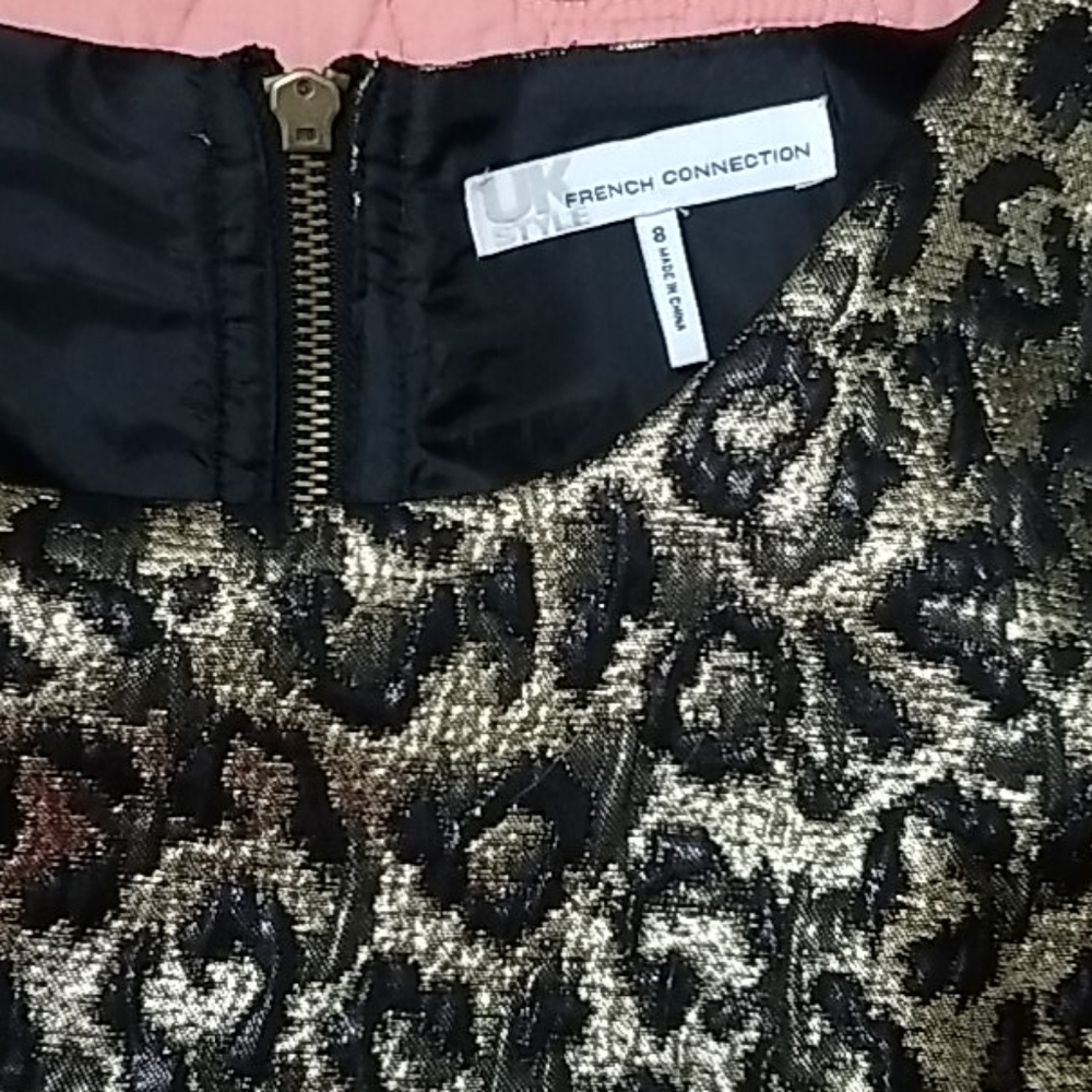 Dress - Picture 3 of 4